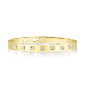 0.46CT DIAMOND BAGUETTE LATCH LOCK BANGLE SC55024593ZS