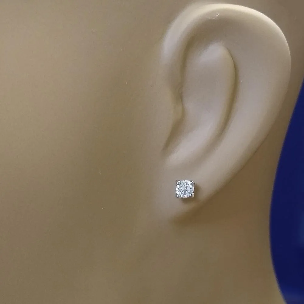 18ct White Gold 0.50ct Diamond Stud Earrings