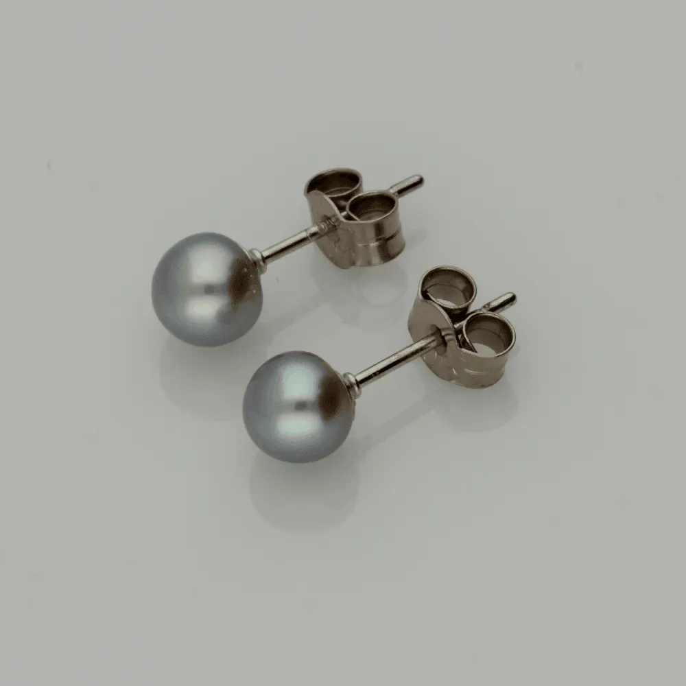 18ct White Gold 5-5.5mm Grey Fresh Water Pearl Earrings