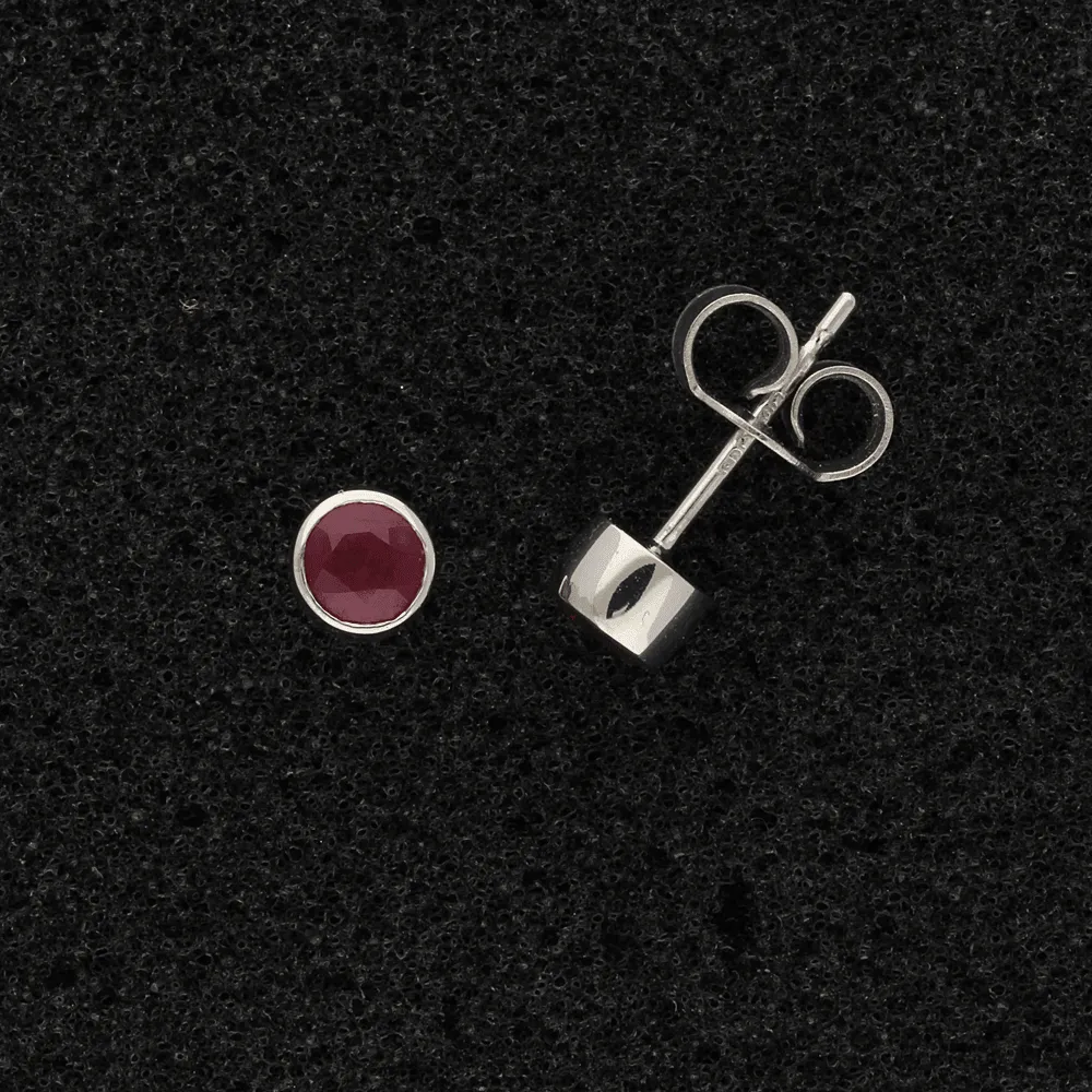 18ct White Gold Ruby Bezel Set Stud Earrings