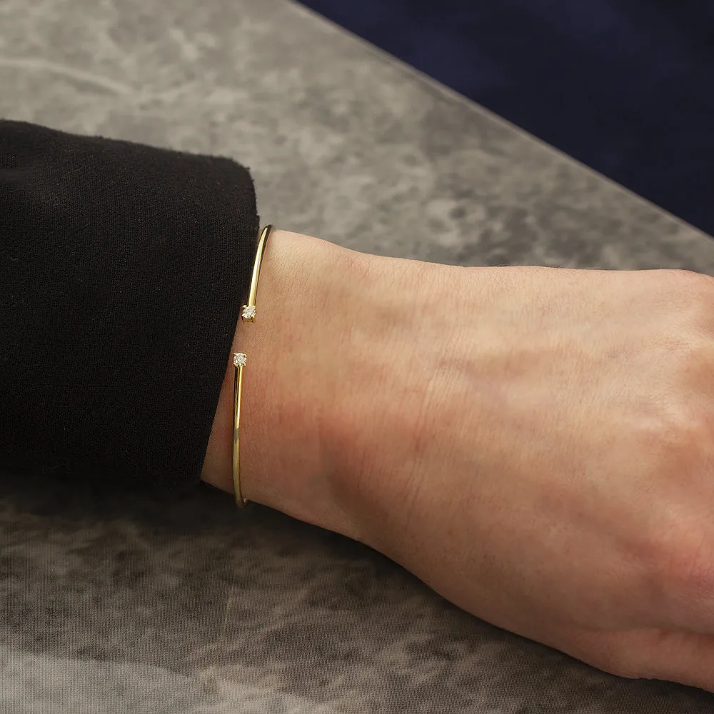 18ct Yellow Gold Diamond Torque Bangle
