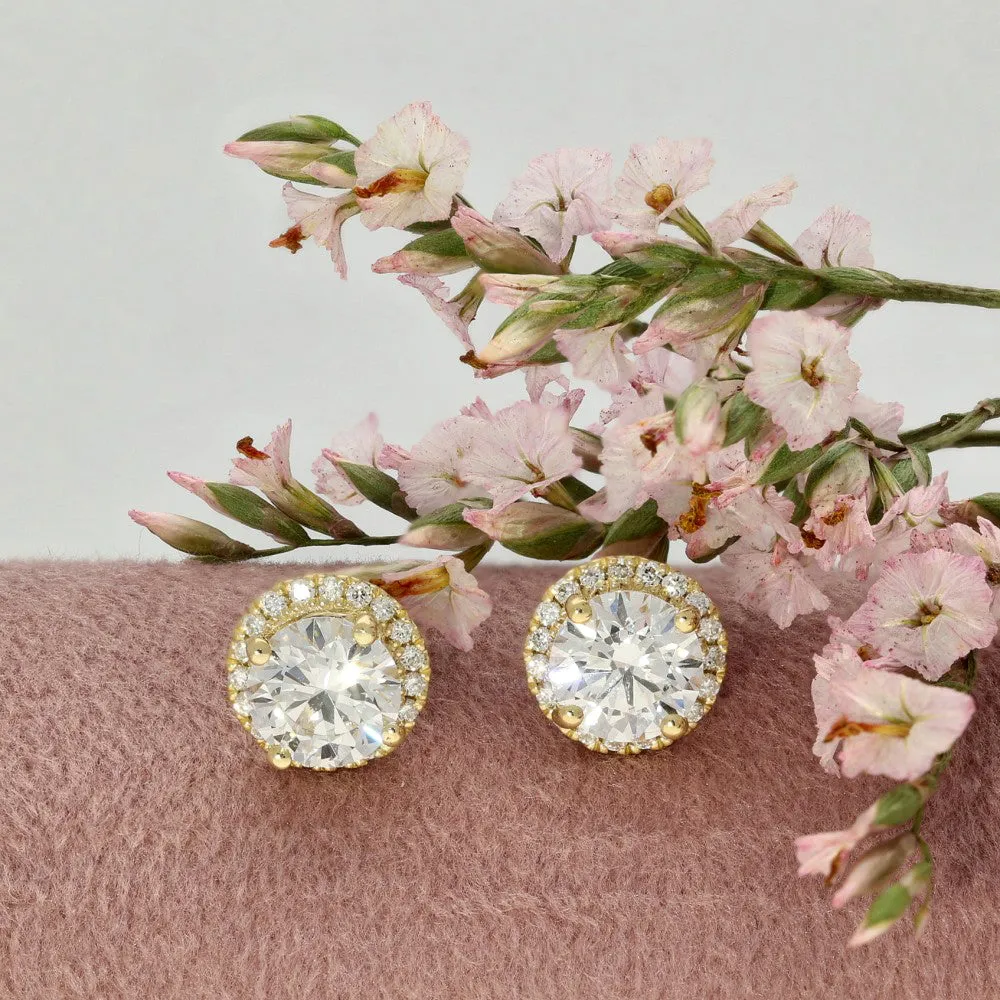 18ct Yellow Gold Laboratory-Grown Diamond Halo Stud Earrings 1.59ct