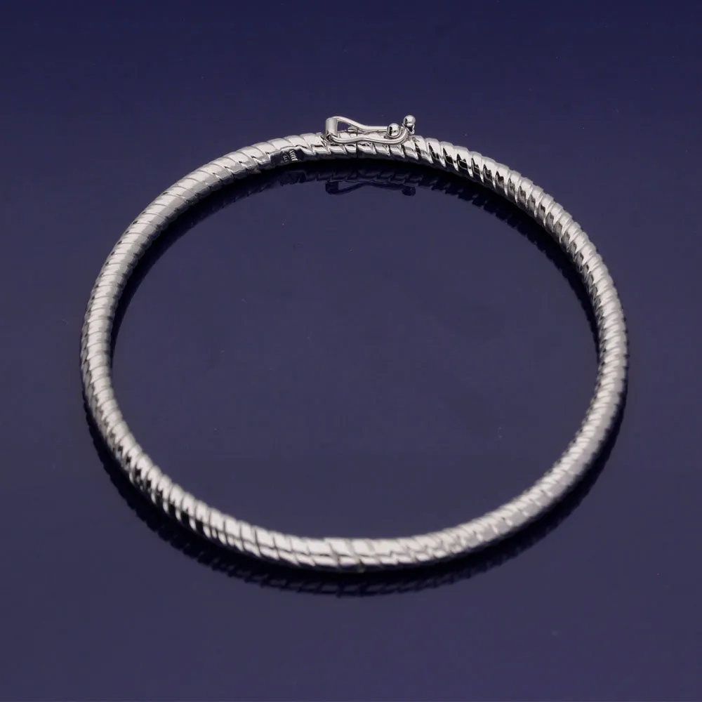 9ct White Gold Twisted Hinged Bangle