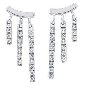 Additif BO en or blanc serti de diamants.