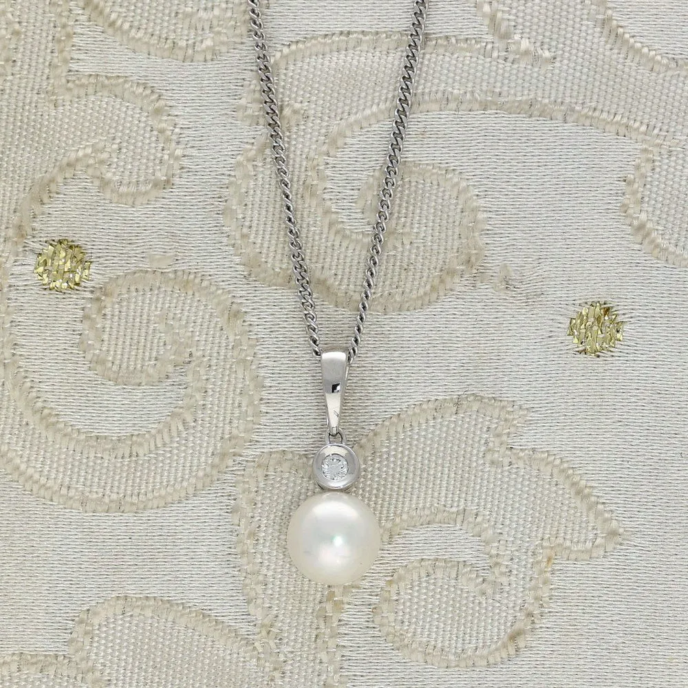 Akoya Pearl & Bezel Set Diamond 18ct White Gold Pendant