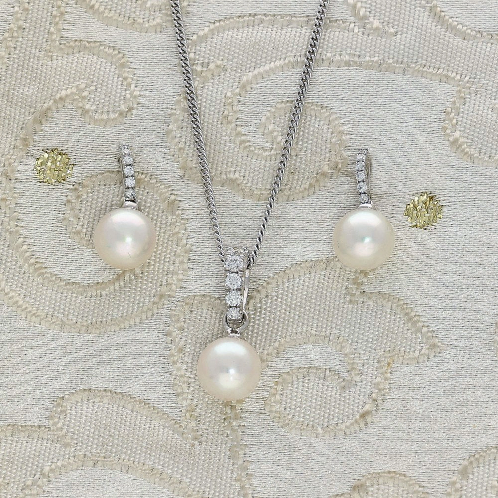 Akoya Pearl & Diamond 18ct White Gold Drop Earrings