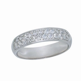 Alliance en or blanc sertie de diamants