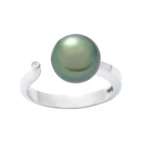 Bague en or blanc sertie de diamants 1 perle de Tahiti semi ronde A 8.6/9.5mm
