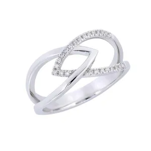 Bague en or blanc sertie de diamants.