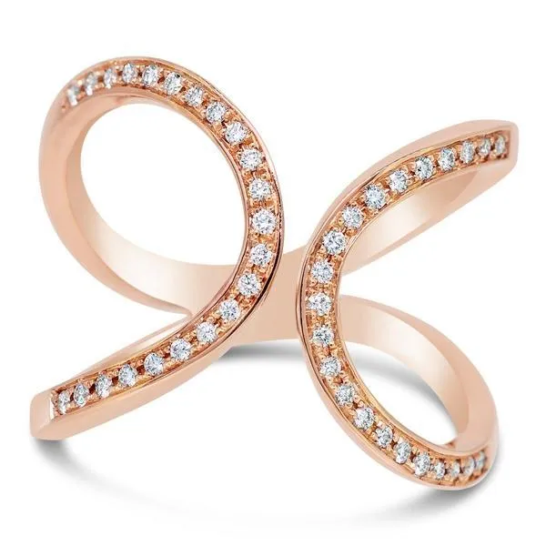 Bague en or rose sertie de diamants.