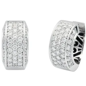 Boucle d'oreille en or blanc 18 carats 80 diamants 0.02 carat Couleur F Puret SI1