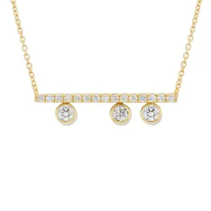 Collier en or jaune serti de diamants.