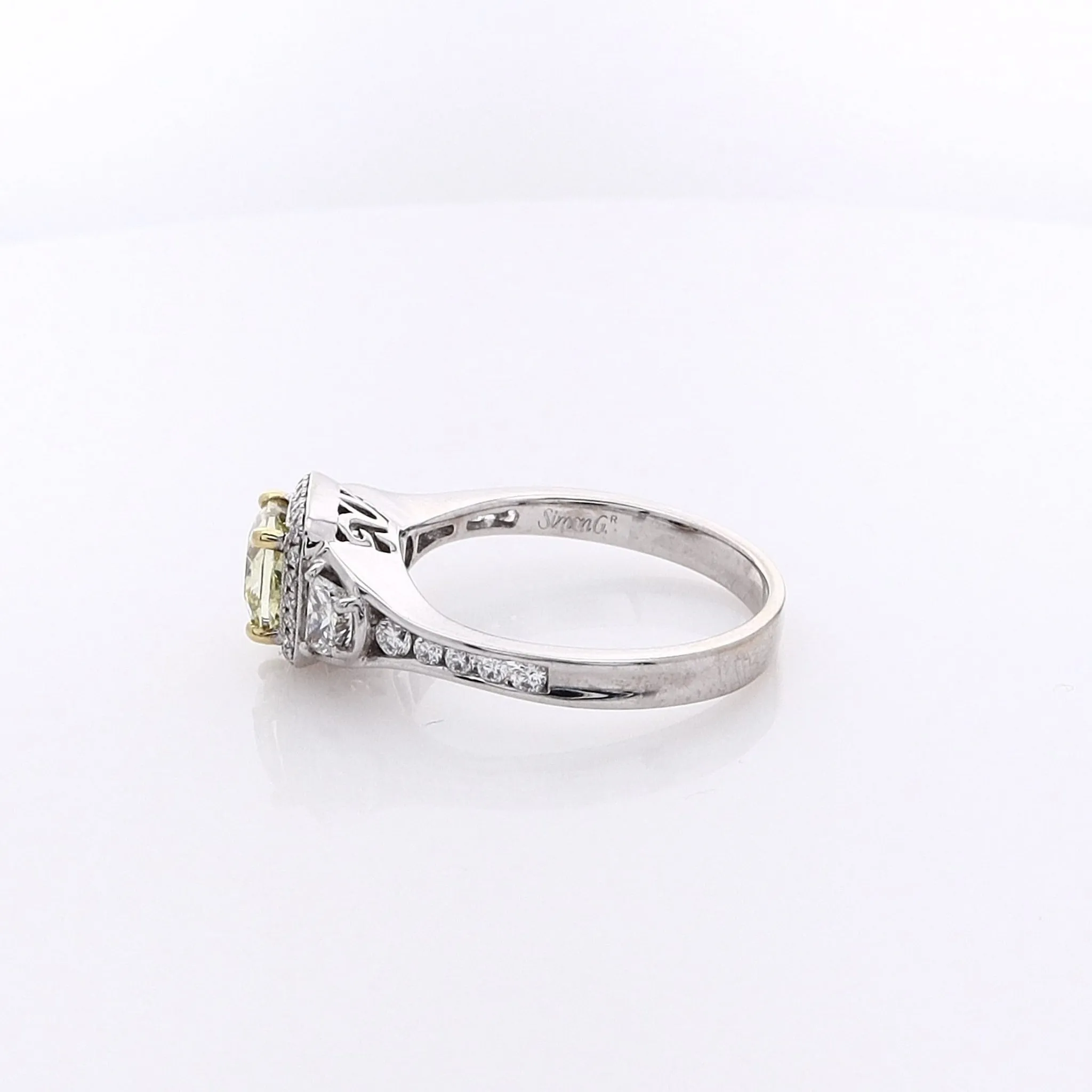 Estate Simon G 18 Karat Two-Tone Diamond Engagement Ring with GIA Certification