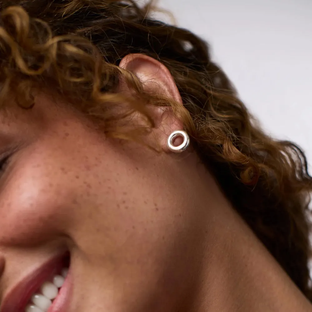 Julie Vos Wave Circle Stud