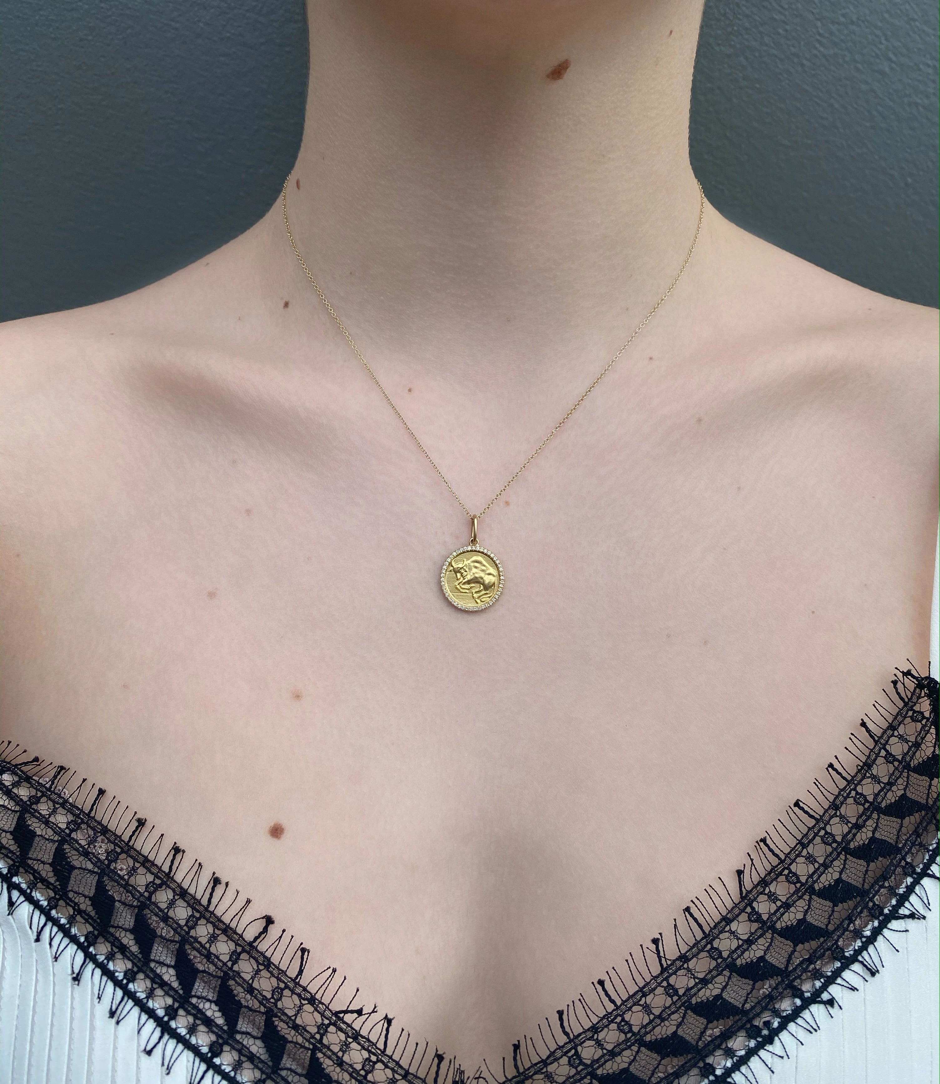 Leo Zodiac Pendant July 23 - August 23