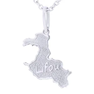 Pendentif carte de Lifou en argent.