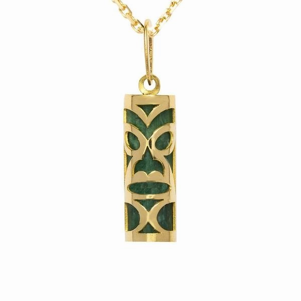 Pendentif tiki chambranle en or jaune Jade de l'le Ouen