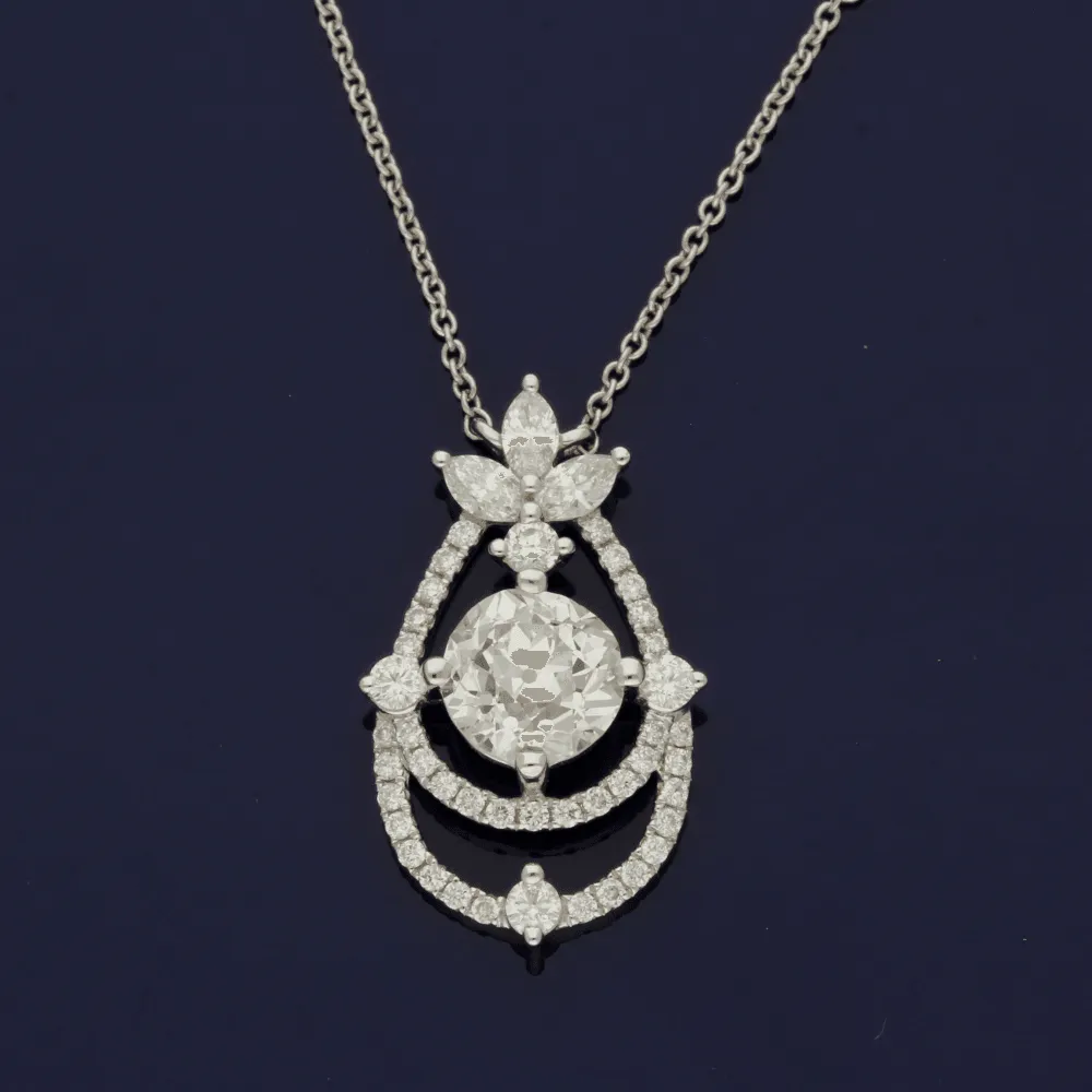 Pre-loved 18ct White Gold Old Cut 1.85ct Diamond Necklace