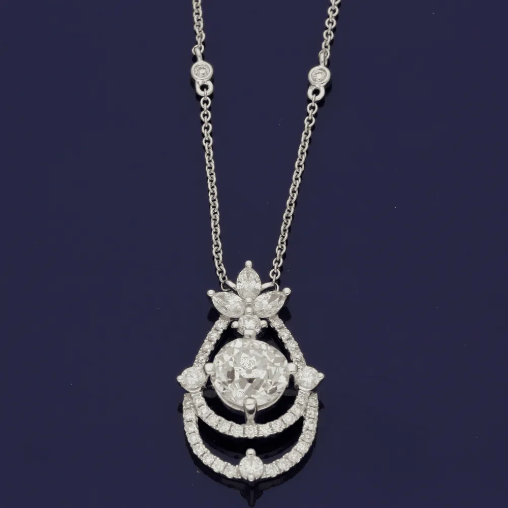 Pre-loved 18ct White Gold Old Cut 1.85ct Diamond Necklace