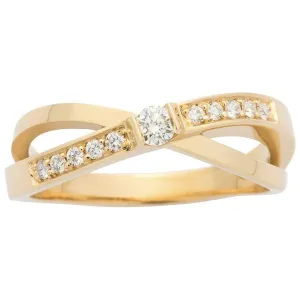 Solitaire en or jaune serti de diamants.