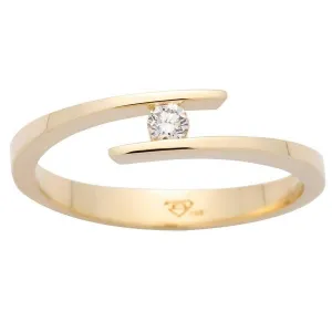 Solitaire en or jaune serti d'un diamant.