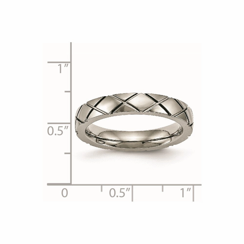 Titanium Polished Criss Cross Grooved Ring | TB484