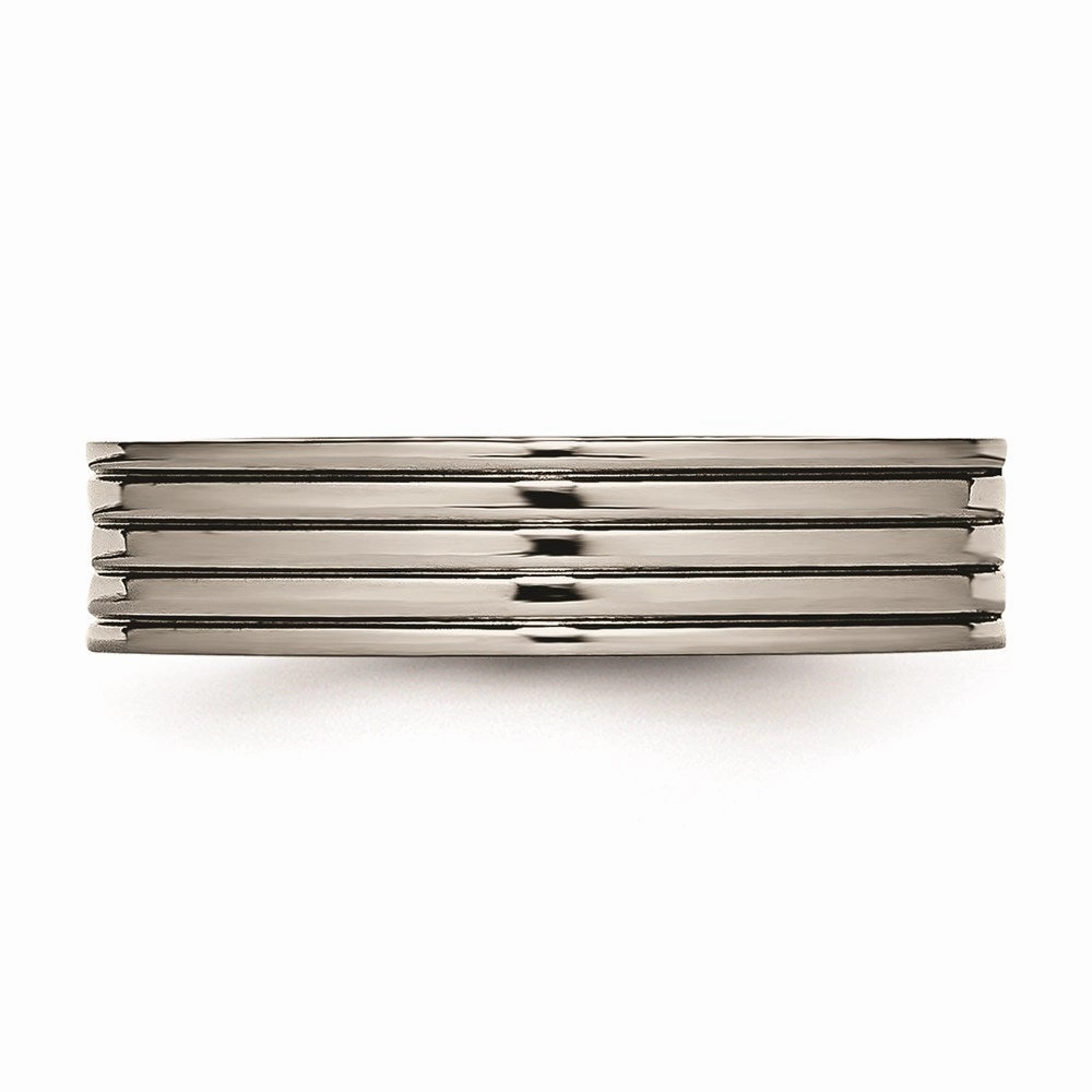 Titanium Polished Grooved Comfort Back CZ Ring | TB474