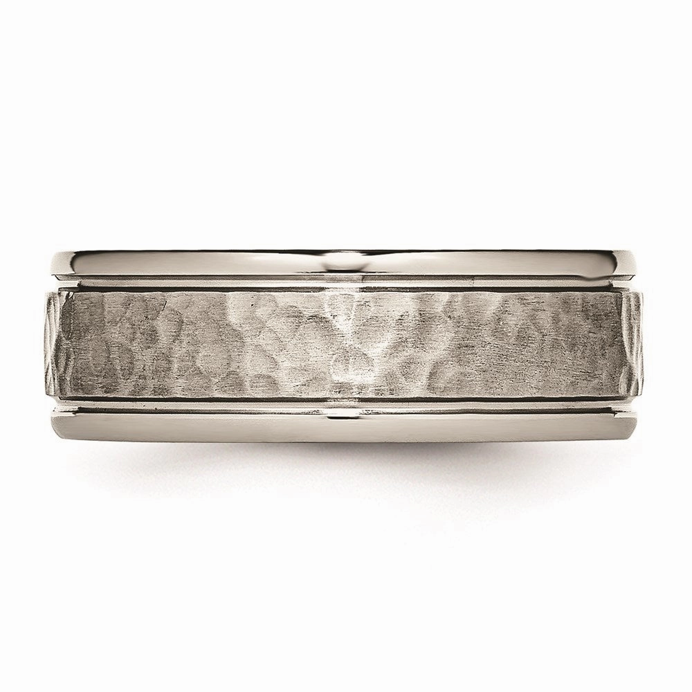 Titanium Polished w/Satin Hammered Center Grooved Ring | TB480