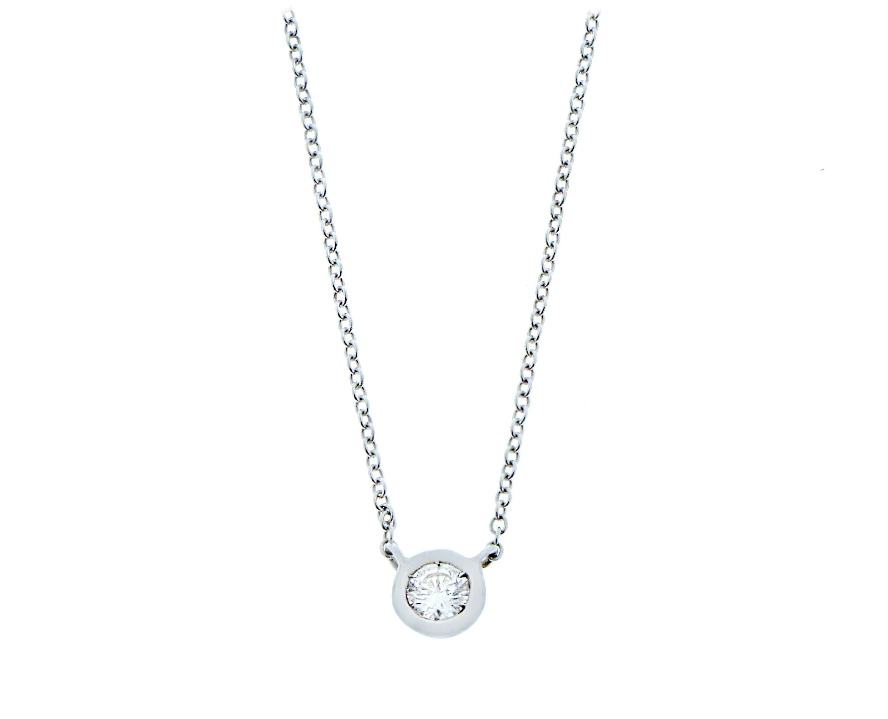 White gold necklace with a single diamond
