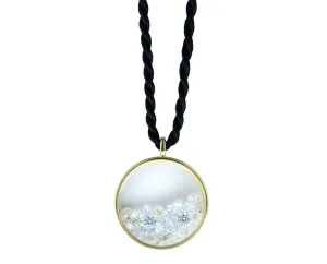 Yellow gold pendant