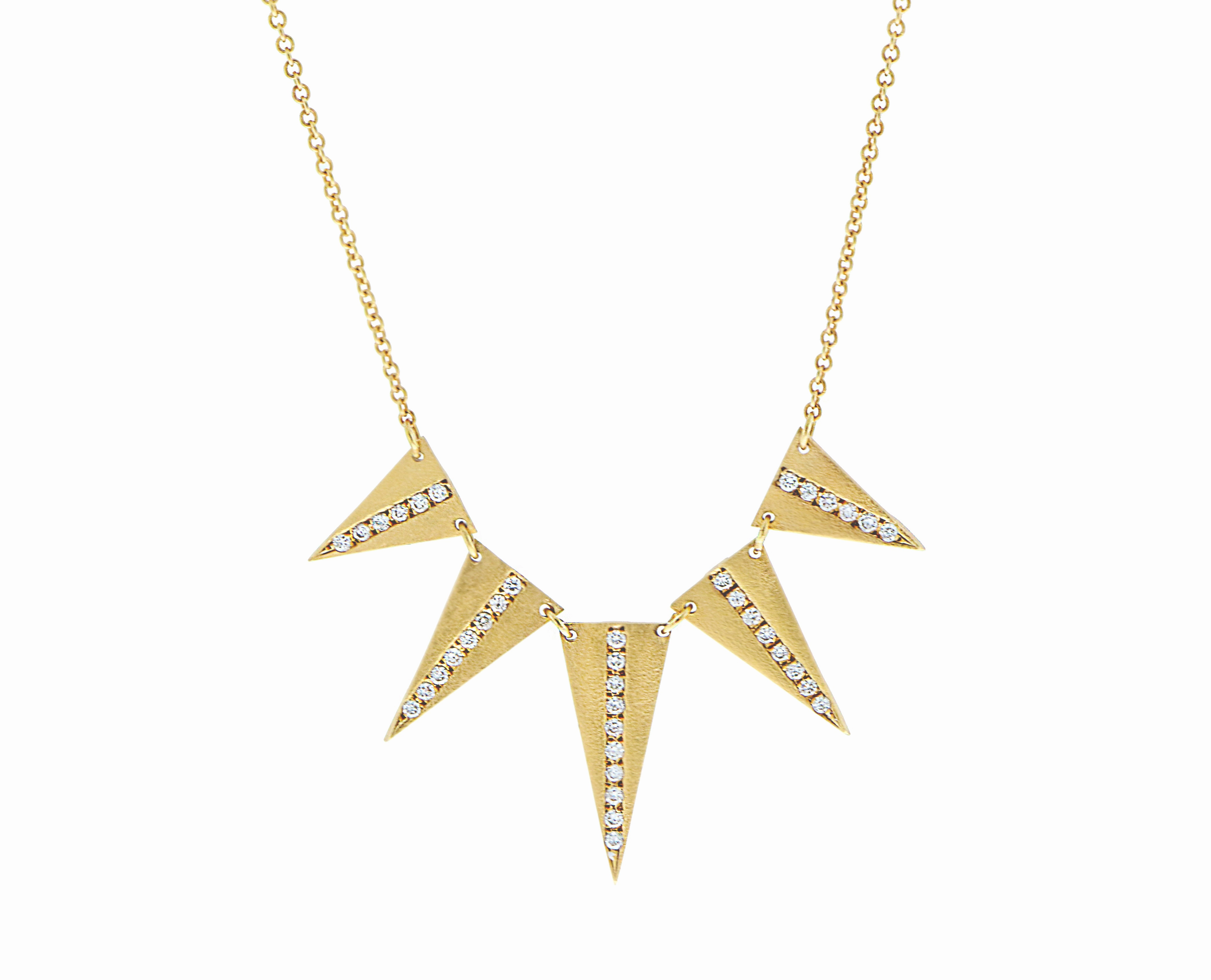 Yellow gold five point necklace with diamonds