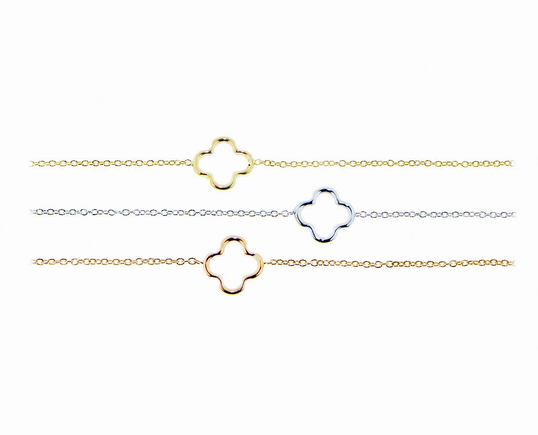 Yellow, white or rose gold single open clover bracelet