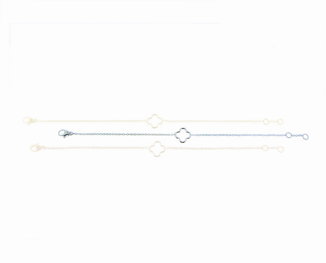 Yellow, white or rose gold single open clover bracelet